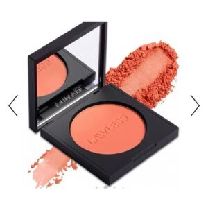 LAWLESS Powder Blush in Angel Suede